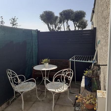 Studio- Terrasse -Place De Parking Prive Marseille Eksteriør billede