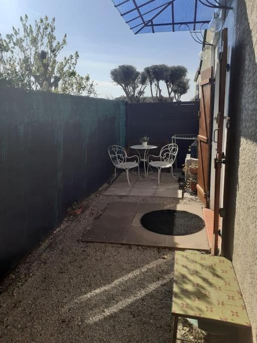 Studio- Terrasse -Place De Parking Prive Marseille Eksteriør billede